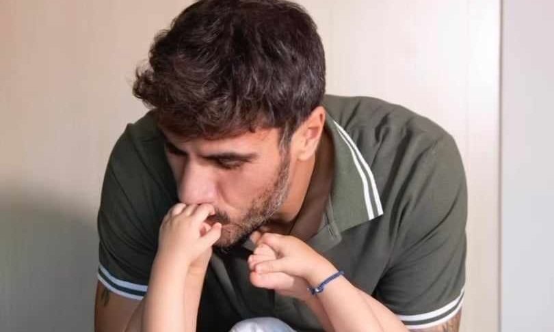 Πατέρας και κόρη: Η πιο γλυκιά ανάρτηση του Άκη Πετρετζίκη