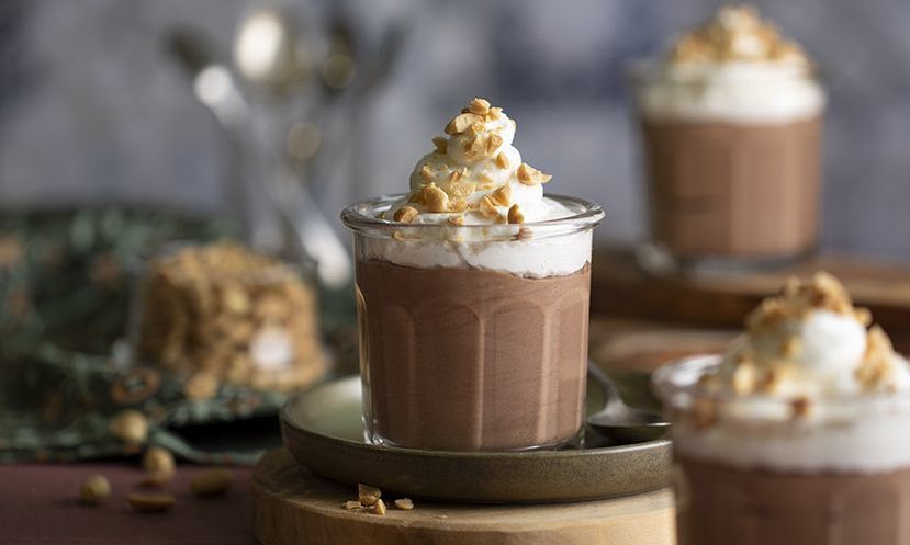 Λαχταριστή μους φιστικοβούτυρο έτοιμη σε λιγότερο από μισή ώρα