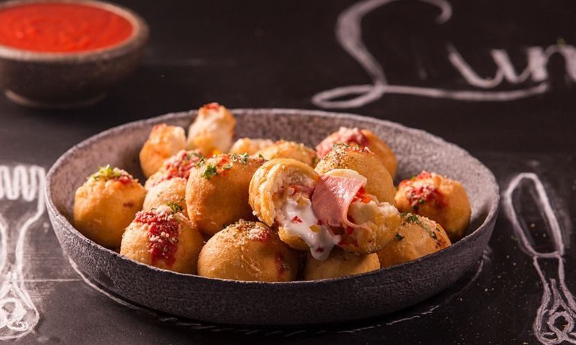 Συνταγή για παιδιά: Πιτσάκια σε μπουκίτσες στο φούρνο ή την κατσαρόλα