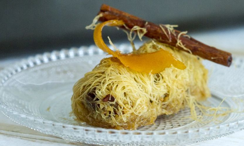 Συνταγή για παραδοσιακό κανταΐφι από τον Άκη Πετρετζίκη