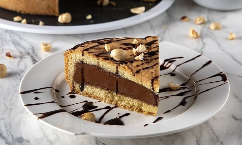 Σοκολατένια πάστα φλώρα με χειροποίητη ζύμη