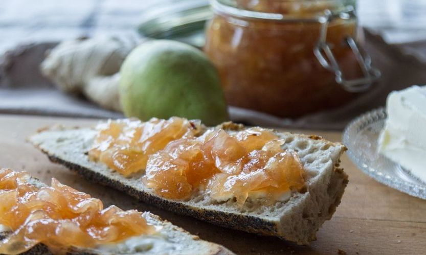Σπιτική μαρμελάδα αχλάδι με τζίντζερ από τον Άκη Πετρετζίκη