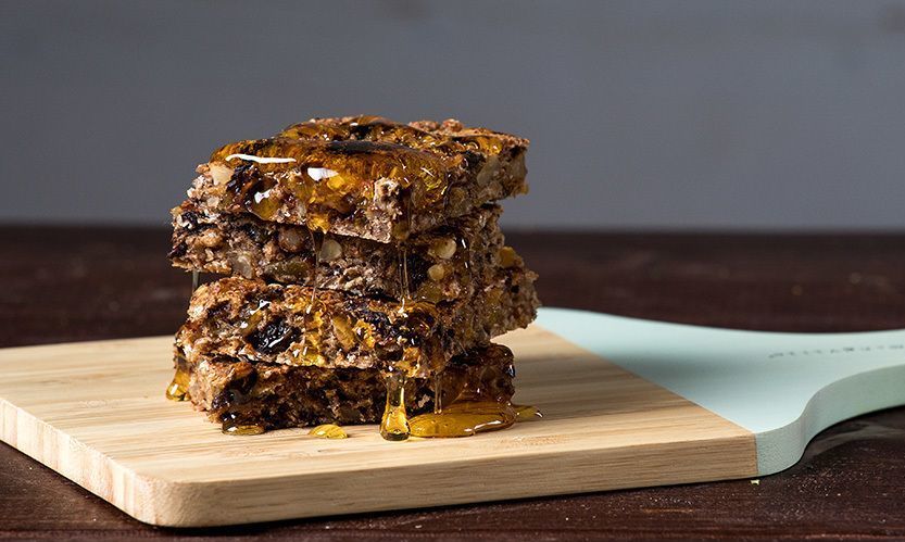 Ενεργειακές μπάρες αμυγδάλου με δαμάσκηνα - Πώς θα τις φτιάξετε