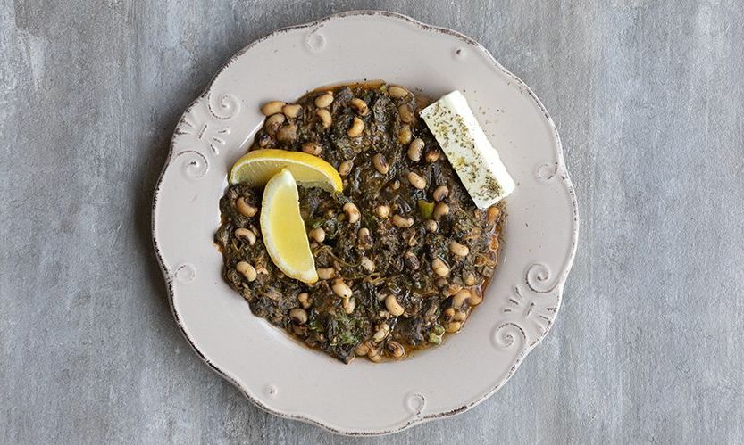 Μαυρομάτικα με χόρτα στην κατσαρόλα  - Έτοιμα σε 30 λεπτά