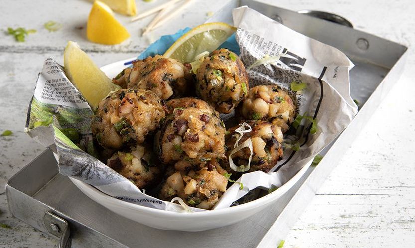 Κι όμως υπάρχουν καλοκαιρινά κεφτεδάκια: Πεντανόστιμοι χταποδοκεφτέδες