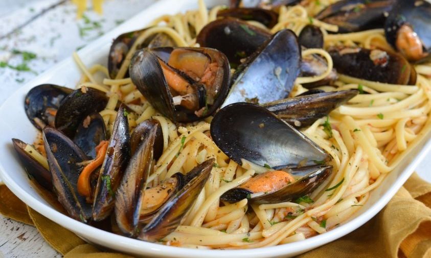 Aφροδισιακά τρόφιμα: Τελικά ο έρωτας... περνάει από το στομάχι;