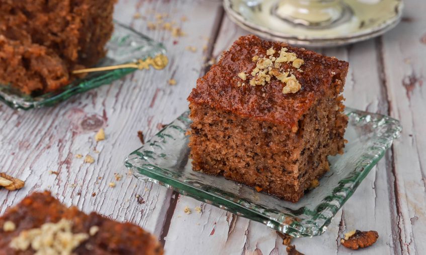 Συνταγή για παραδοσιακή καρυδόπιτα της γιαγιάς