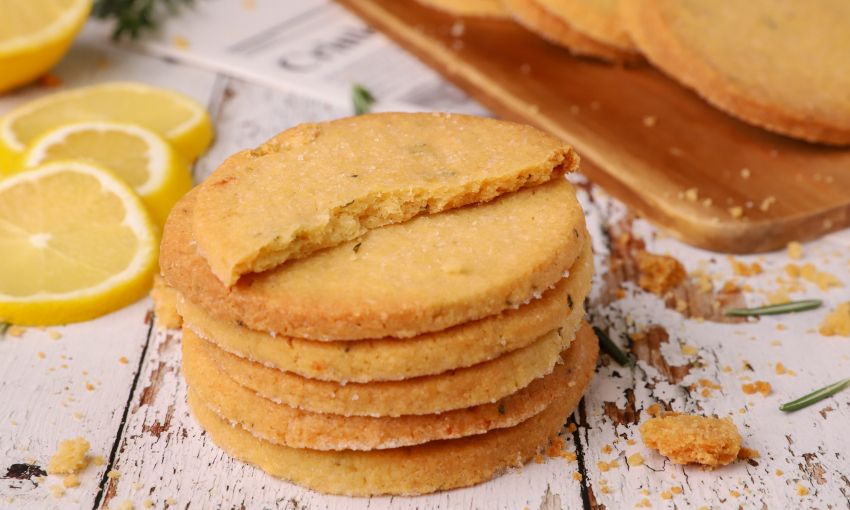 Μπισκότα με λεμόνι και δεντρολίβανο - Μία συνταγή που θα αγαπήσετε