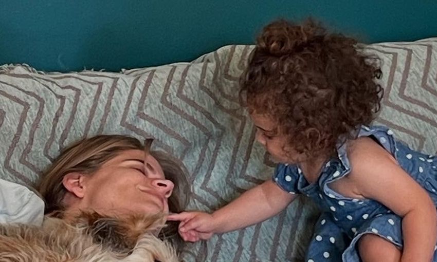 Δανάη Μιχαλάκη: Η κόρη της νιώθει σαν μικρή Ινδιάνα με τη νέα της σκηνή