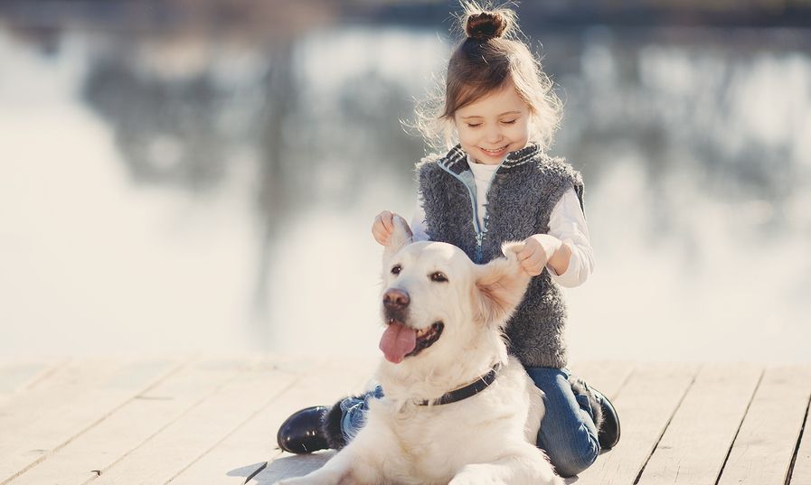 Αμάνικο ροζ παιδικό μπουφάν με κουκούλα για κορίτσια κάτω από 35 ευρώ
