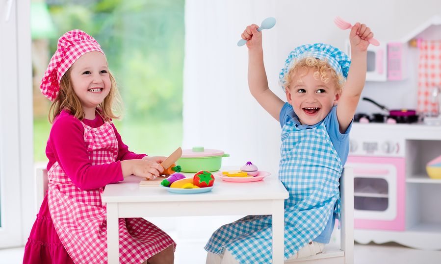 Ιδέες για χριστουγεννιάτικά δώρα: Κουζίνα Little Chef Playset