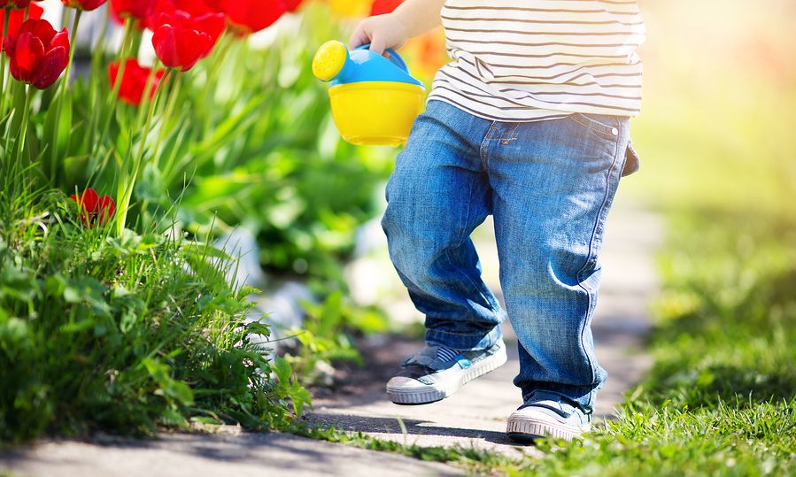 Βελούδινα μπλε παπούτσια για αγόρια που θέλουν να ξεχωρίζουν για το στιλ τους