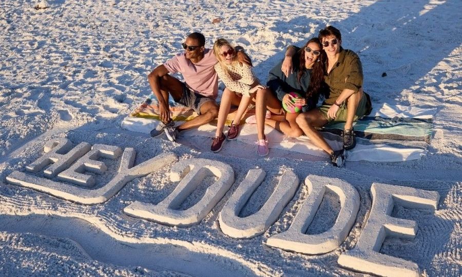 Wendy: Γιατί να είσαι σαν όλους τους άλλους, όταν μπορείς να είσαι… Dude;