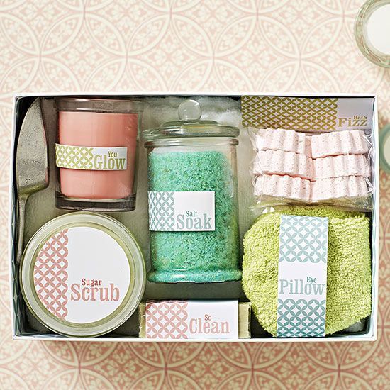 oikonomika xristoygenniatika dorakia 9