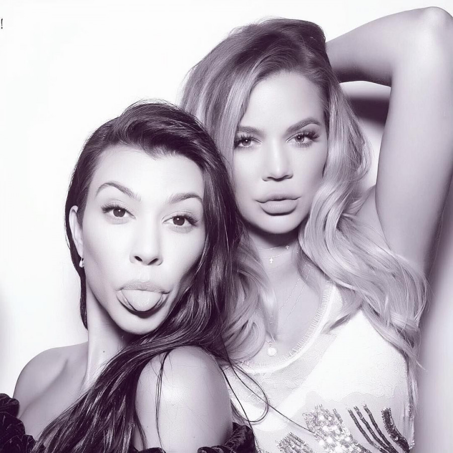 posa xrimata kerdizoun oi kardashian apo ta post 7