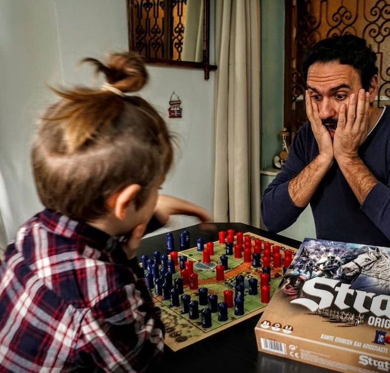 meletis ilias paixnidi me paidia 1