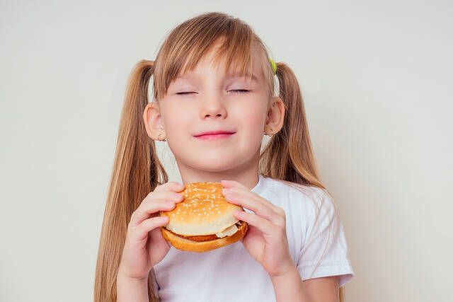 bitamini b12 sta paidia 3