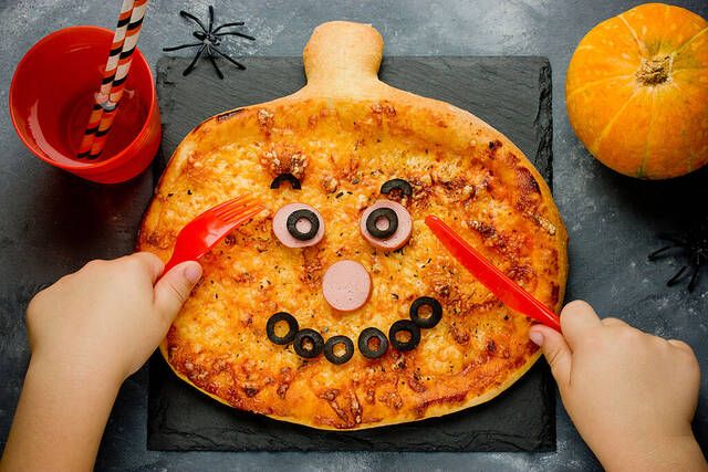 imera pitsa mageireuoume paizontas