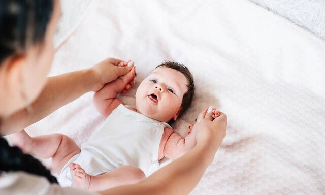 afthes sto stoma tou morou5