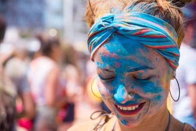 colour day festival eikones 3