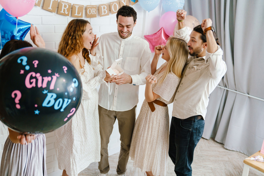 pasxalino-gender-reveal.jpg