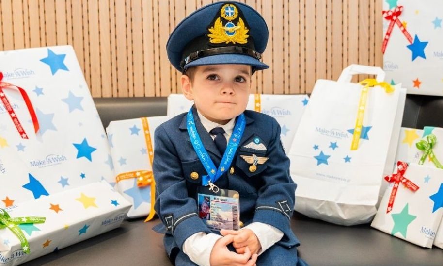 Πιλότος για μια μέρα: Η ιστορία του Άρη και η δύναμη της ευχής - Η μαμά του μιλάει για την εμπειρία