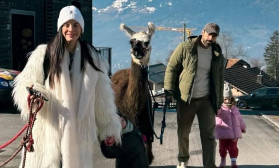 Τανιμανίδης-Μπόμπα: Παραμυθένιες διακοπές στο Λιχτενστάιν - Η βόλτα των διδύμων με τα λάμα