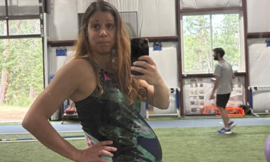 39 εβδομάδων και ακόμη περιμένει: Η ανάρτηση της Κατερίνας Στεφανίδη καθώς περιμένει να γεννήσει