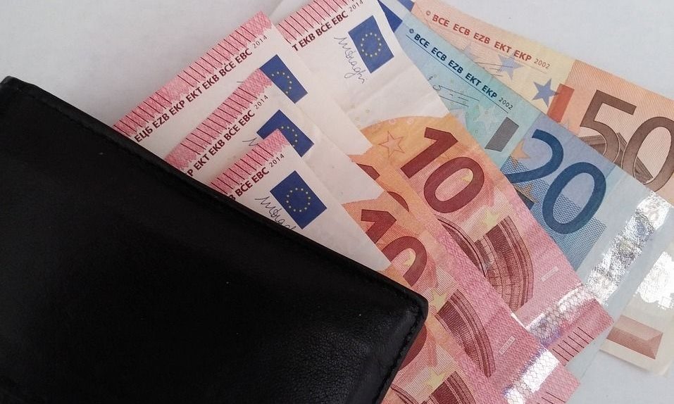 Δωρό Πάσχα: Πότε καταβάλλεται και ποιοι το δικαιούνται